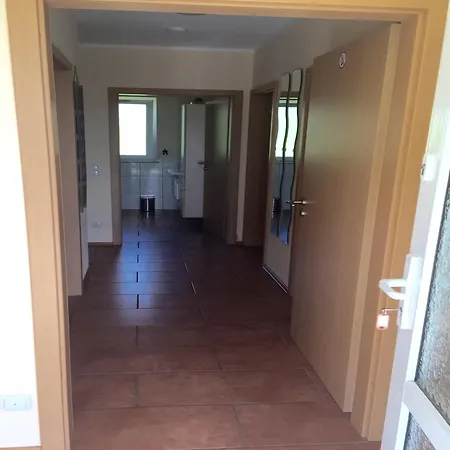 Detached With Dishwasher, In A Area Hinterhausen